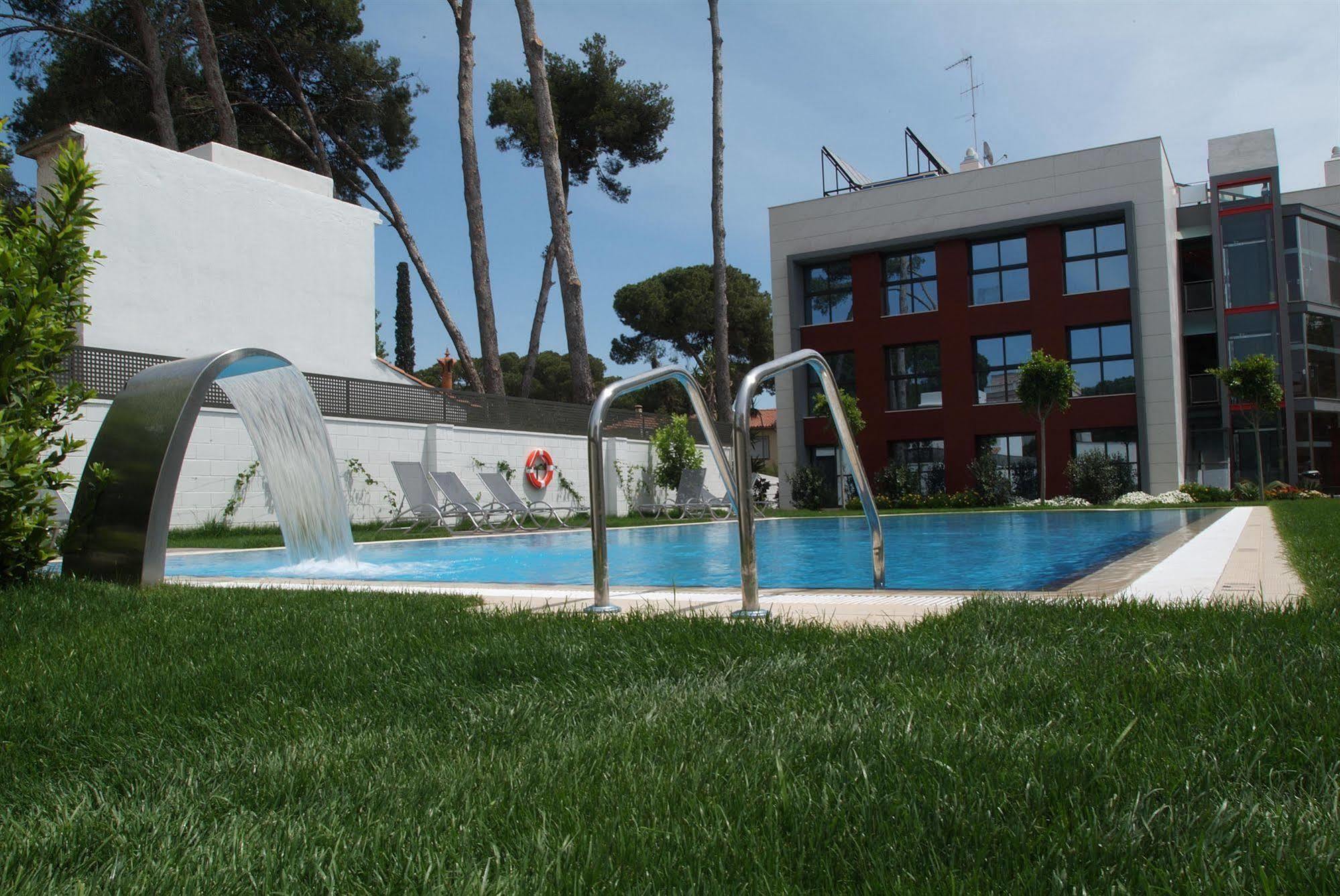 Apartamentos Royal Marina Gardens Castelldefels Extérieur photo