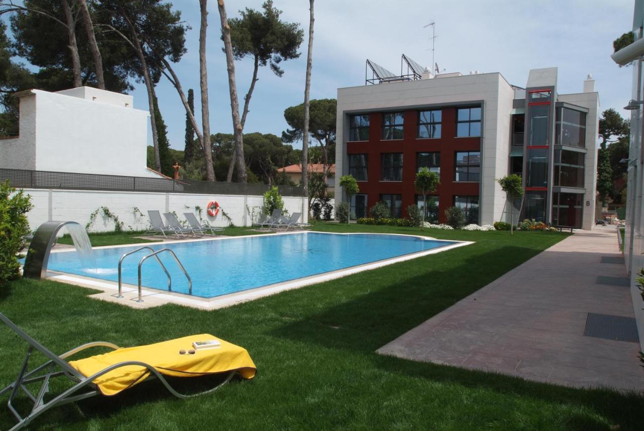 Apartamentos Royal Marina Gardens Castelldefels Extérieur photo