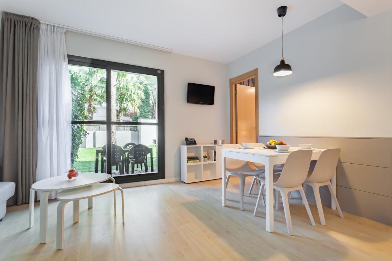 Apartamentos Royal Marina Gardens Castelldefels Extérieur photo